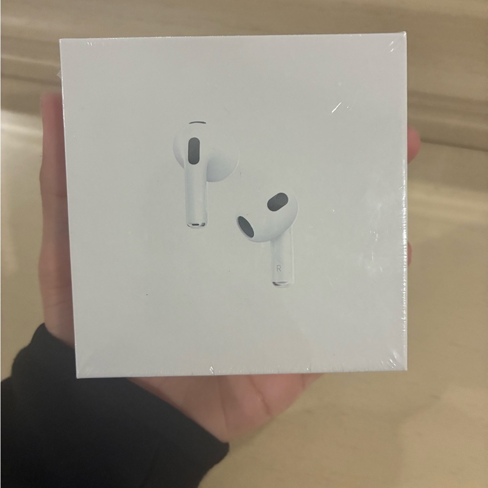 Apple White Wireless Earphones